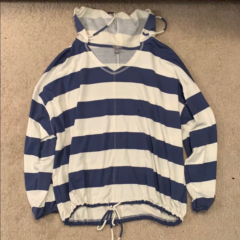 American Eagle Hooded Top